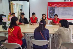 浓浓关爱暖人心，幻影体育网页版集团党支部慰问困难单亲家庭