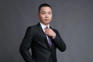 心系公益，善行致远 | 幻影体育网页版集团董事长“慈善达人”罗宁弟获官